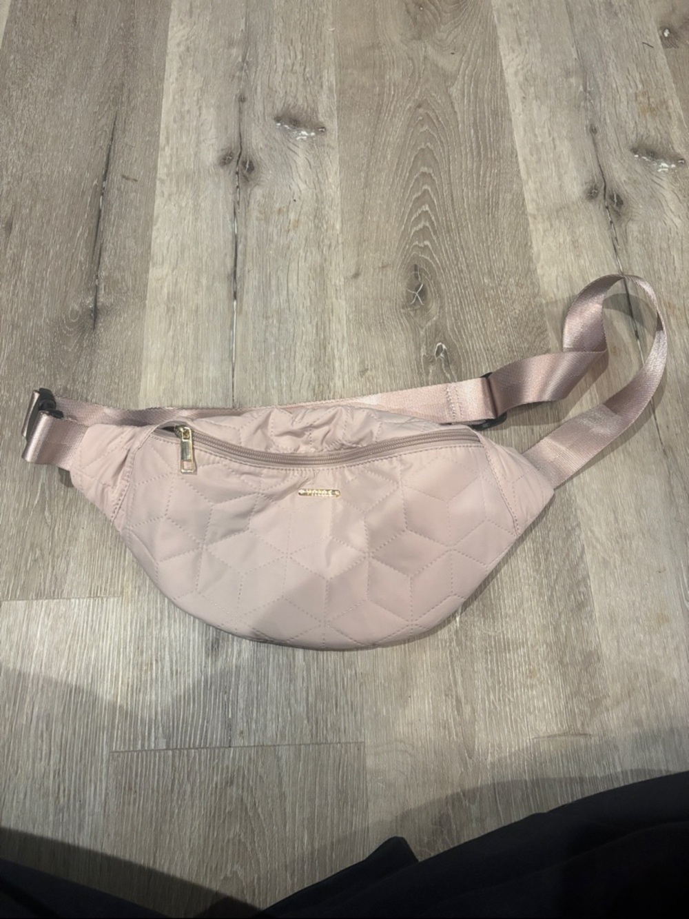 Quilted mauve Women's Belt Bag